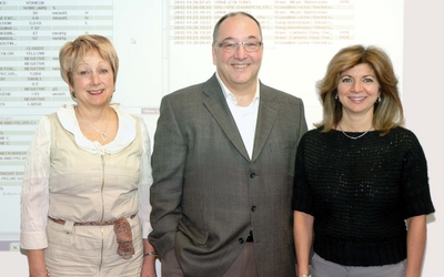 The main actors of the OACIS project at SMHC, left to right: Louise Ouellet, responsible for the digitization process, Jean-François Brunet, Director IT Department and Elisabeth Coverini, Analyst, Information Systems.